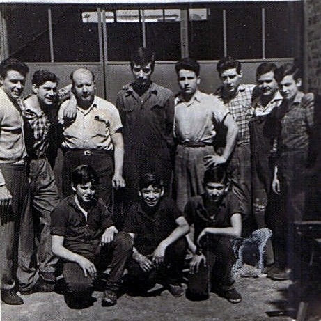 Equipo de PEIX S.A. en los primeros años de la planta